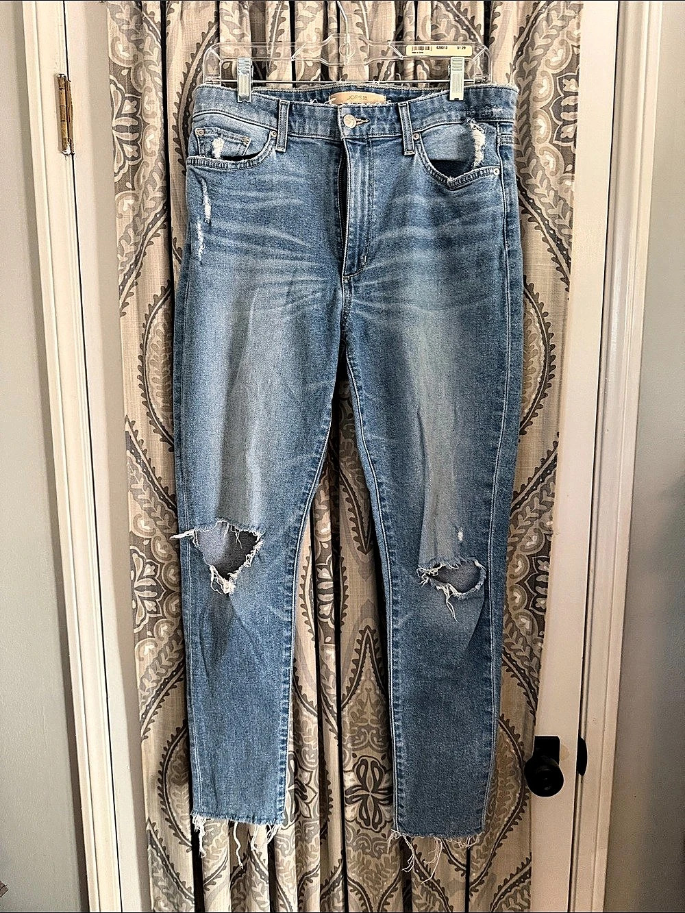 Joe's Jeans The Icon Distressed Skinny Jeans in Blue Waist 28